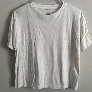 Cropped white t-shirt, size small